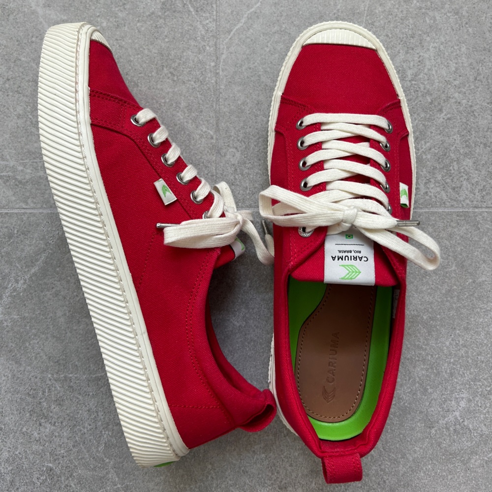 Cariuma OCA Low in Red Canvas, Men’s Size 10.5 US, EUC